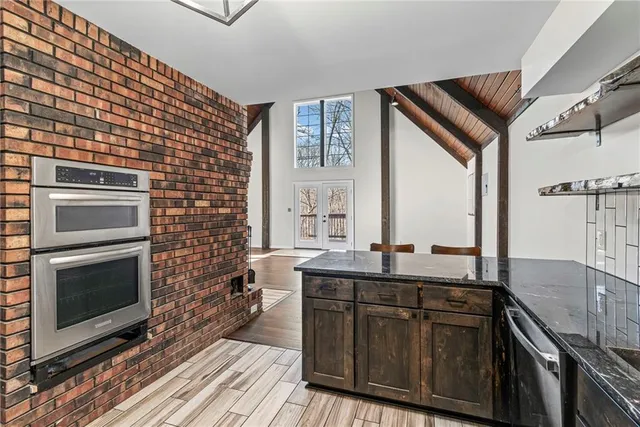 $445,000 | 17102 Barr Avenue, Holt, MO 64048