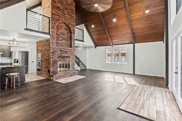 $445,000 | 17102 Barr Avenue, Holt, MO 64048