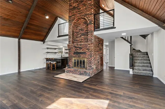 $445,000 | 17102 Barr Avenue, Holt, MO 64048