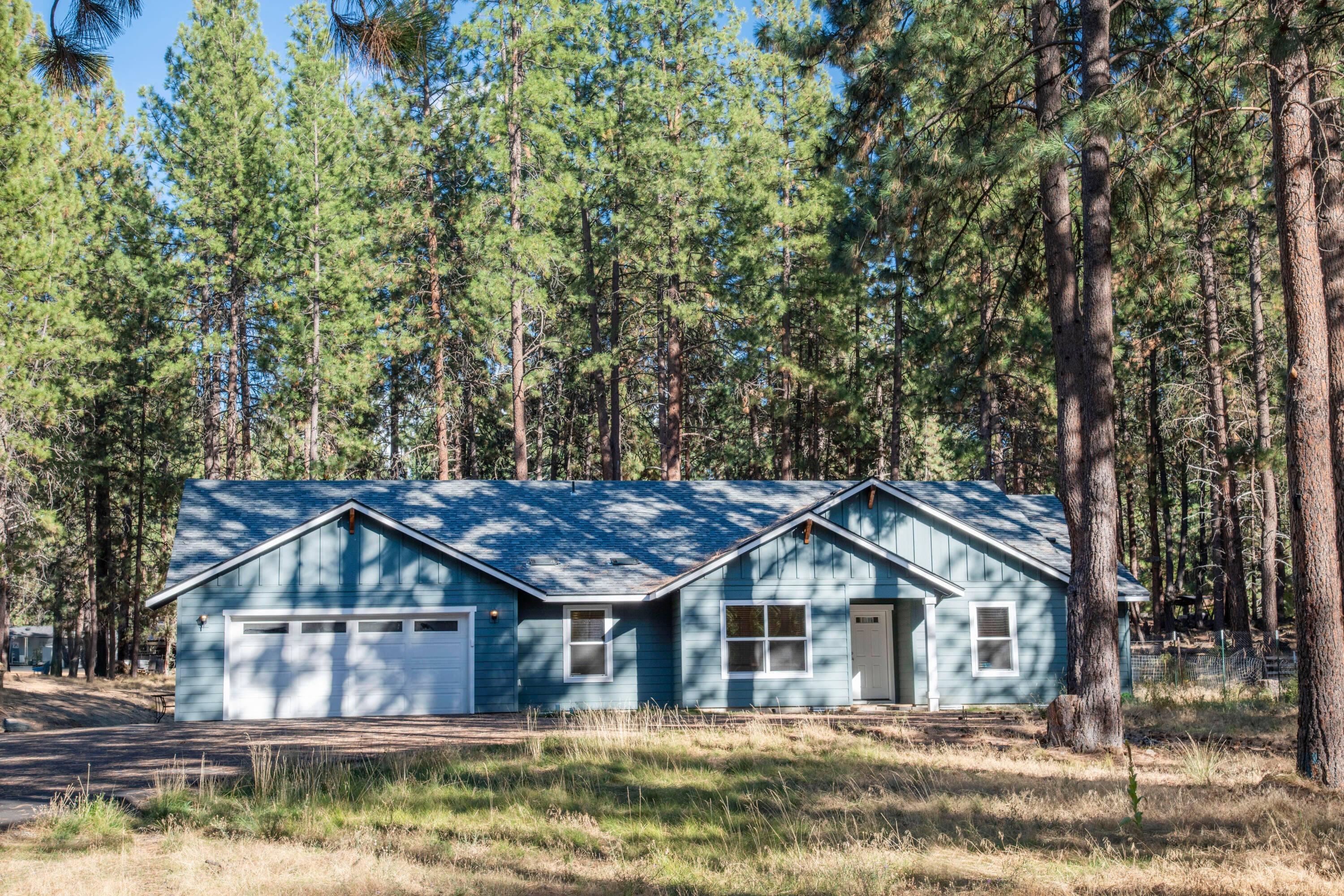 60154 Turquoise Road Bend, OR 97702 - Photo 2 of 23 2