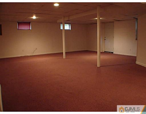 266 Hamlin Road North Brunswick, NJ 08902 - Photo 13 of 17