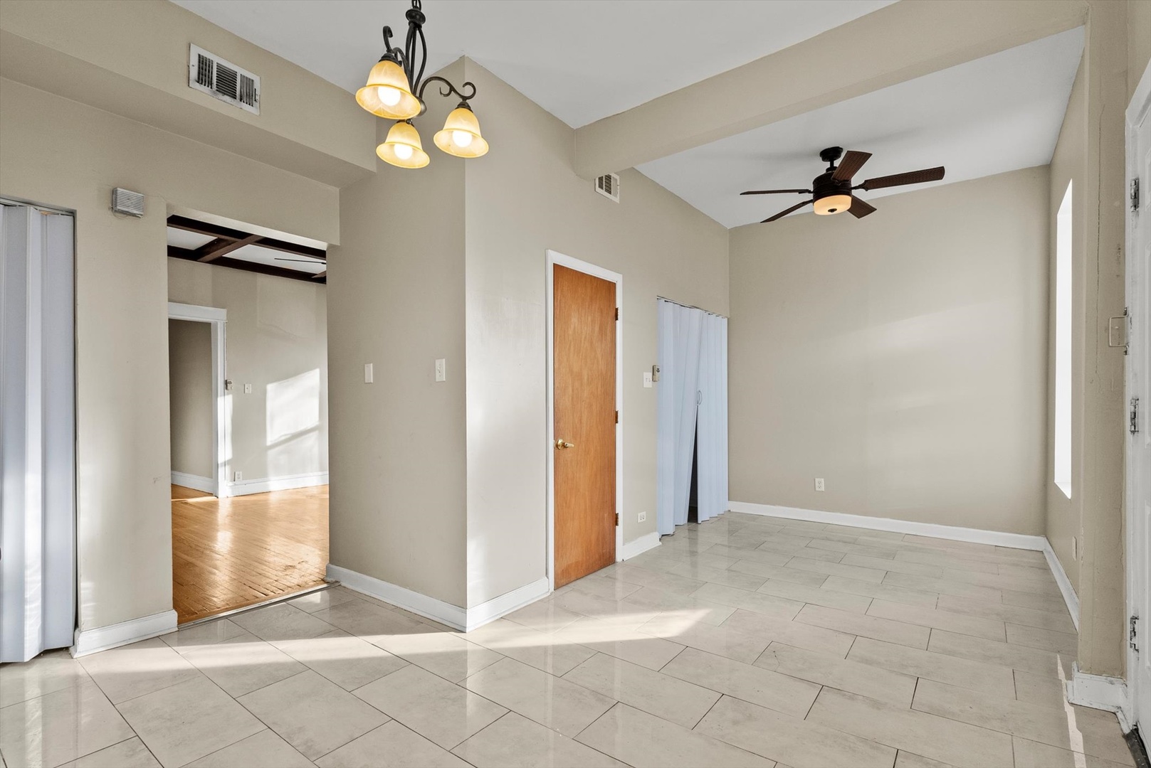 5618 South Prairie Avenue, Unit 2 Chicago, IL 60637 - Photo 13 of 23