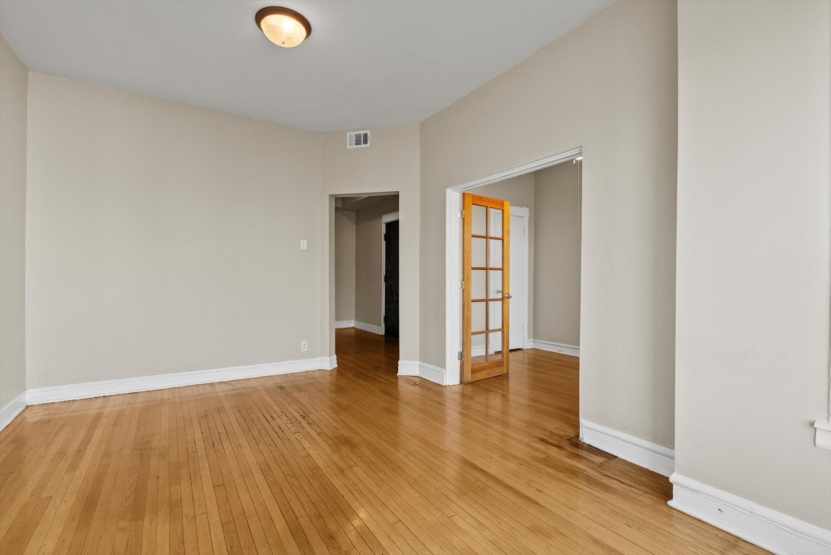 5618 South Prairie Avenue, Unit 2 Chicago, IL 60637 - Photo 4 of 23