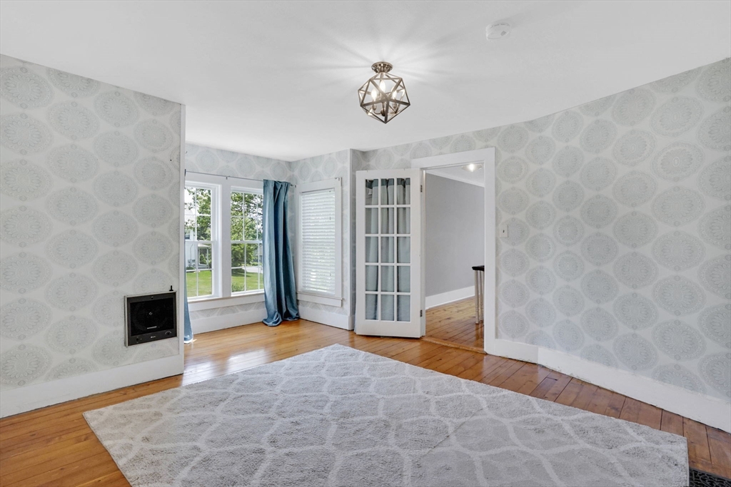 102 Miller Street Ludlow, MA 01056 - Photo 32 of 41