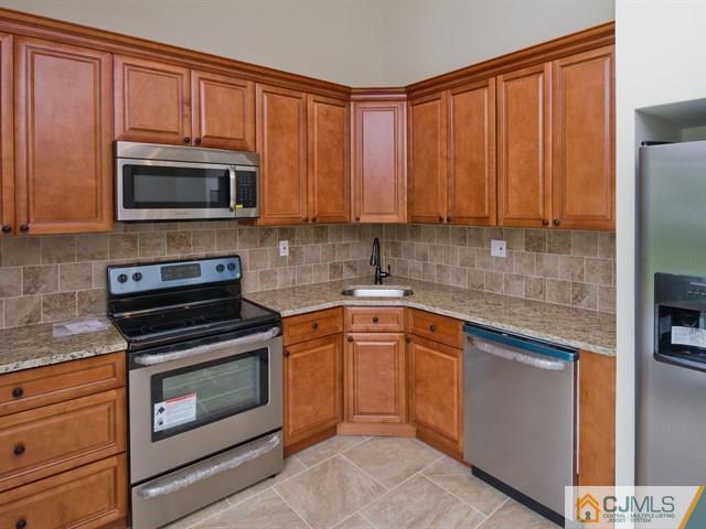 22 Exeter Street Old Bridge, NJ 08857 - Photo 11 of 21 Gallery Image 11