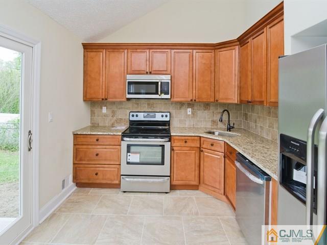 22 Exeter Street Old Bridge, NJ 08857 - Photo 12 of 21 Gallery Image 12