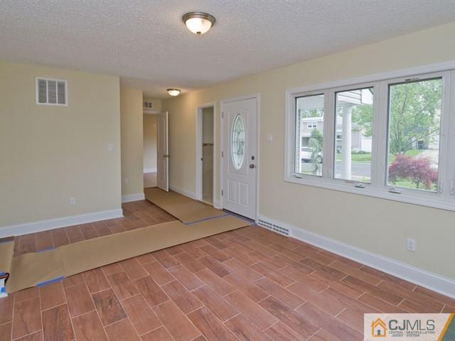 22 Exeter Street Old Bridge, NJ 08857 - Photo 3 of 21 Gallery Image 3