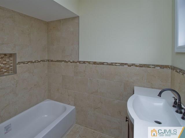 22 Exeter Street Old Bridge, NJ 08857 - Photo 6 of 21 Gallery Image 6