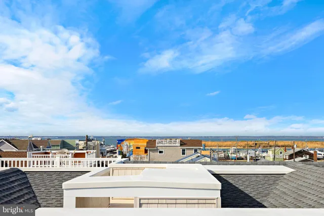 $3,395,000 | 322 3rd Street, Beach Haven, NJ 08008