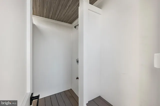 $3,395,000 | 322 3rd Street, Beach Haven, NJ 08008