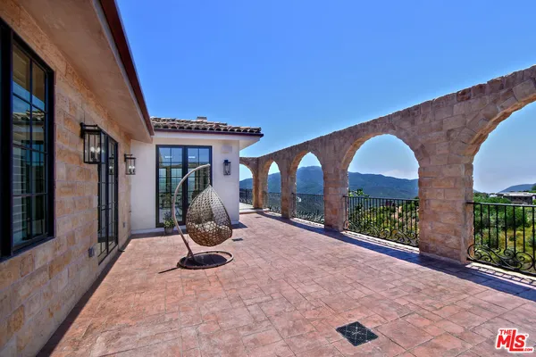 $7,750,000 | 33182-33174 Mulholland Highway, Malibu, CA 90265