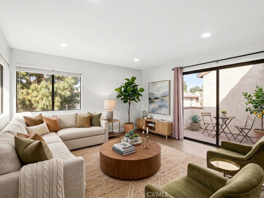 1329 Massachusetts Avenue, Unit 202 Riverside, CA 92507 - Photo 1 of 18