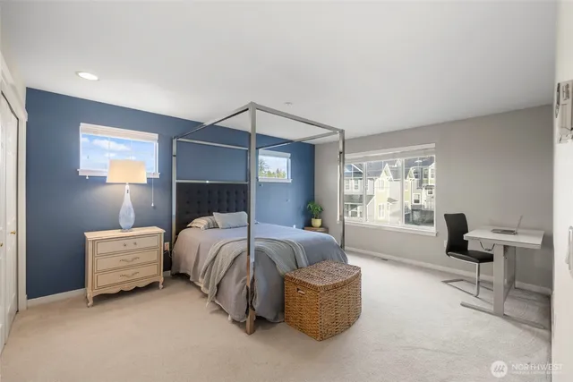 $725,000 | 1601 Northeast Katsura Street, Unit 103, Issaquah, WA 98029