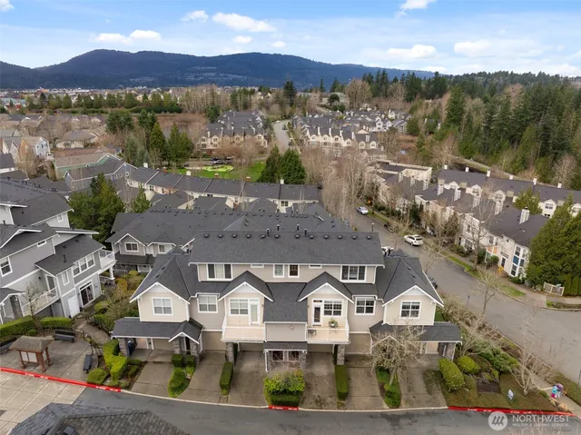 $725,000 | 1601 Northeast Katsura Street, Unit 103, Issaquah, WA 98029