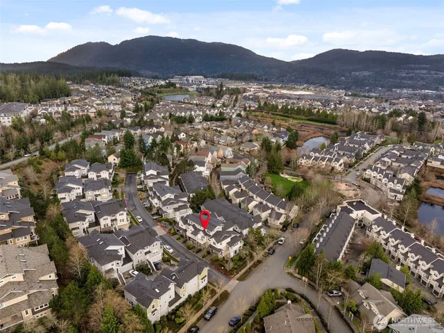 $725,000 | 1601 Northeast Katsura Street, Unit 103, Issaquah, WA 98029