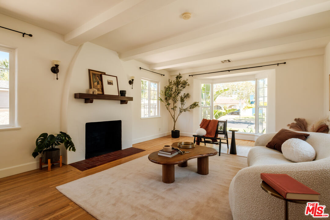 3739 Virginia Road Los Angeles, CA 90016 - Photo 4 of 72