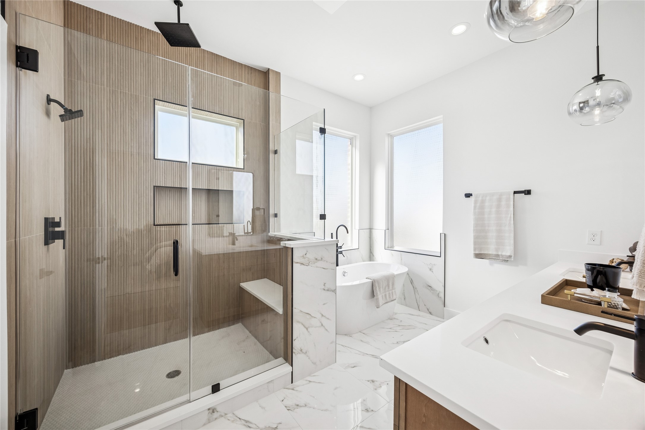 3008 Lamar Street Houston, TX 77003 - Photo 27 of 33 a bathroom with a tub sink and mirror