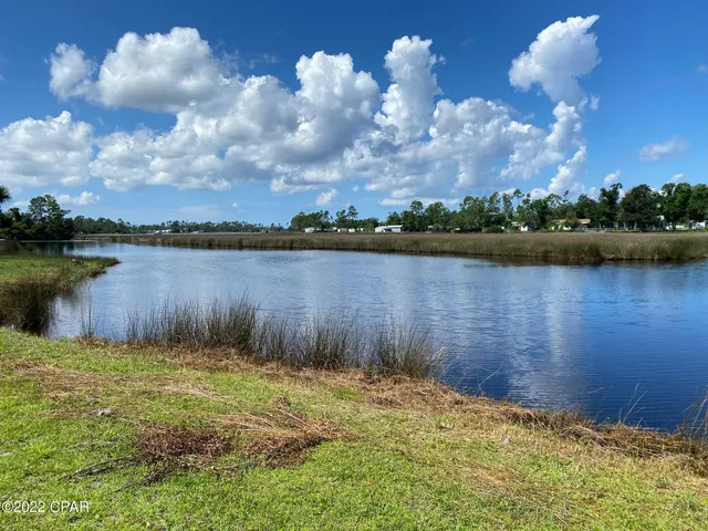$3,200,000 | 7437 Highway 77, Southport, FL 32409