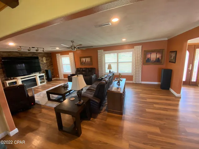 $3,200,000 | 7437 Highway 77, Southport, FL 32409