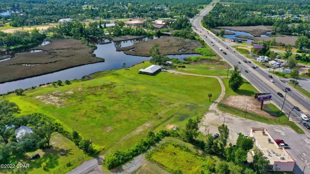 $3,200,000 | 7437 Highway 77, Southport, FL 32409