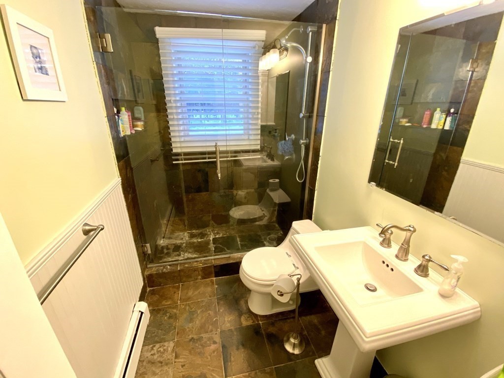 82 Dillingham Way Hanover, MA 02339 - Photo 20 of 38