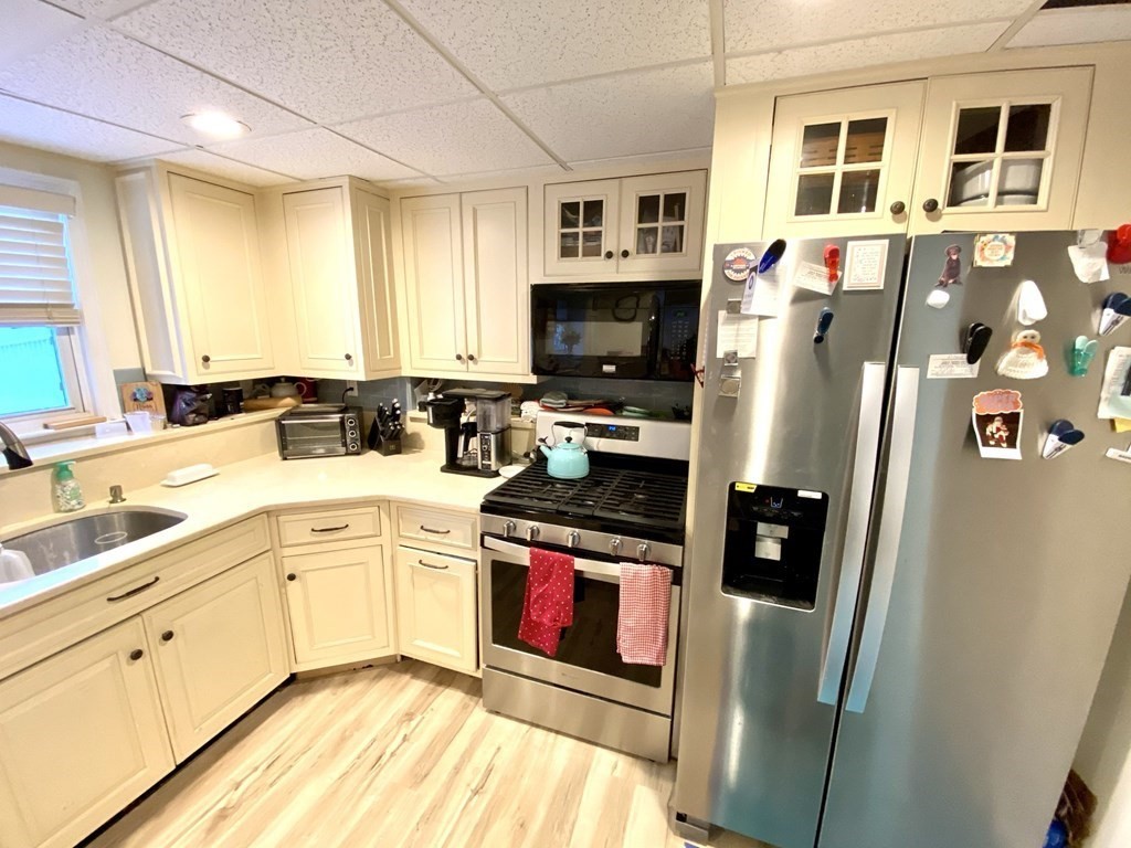 82 Dillingham Way Hanover, MA 02339 - Photo 21 of 38