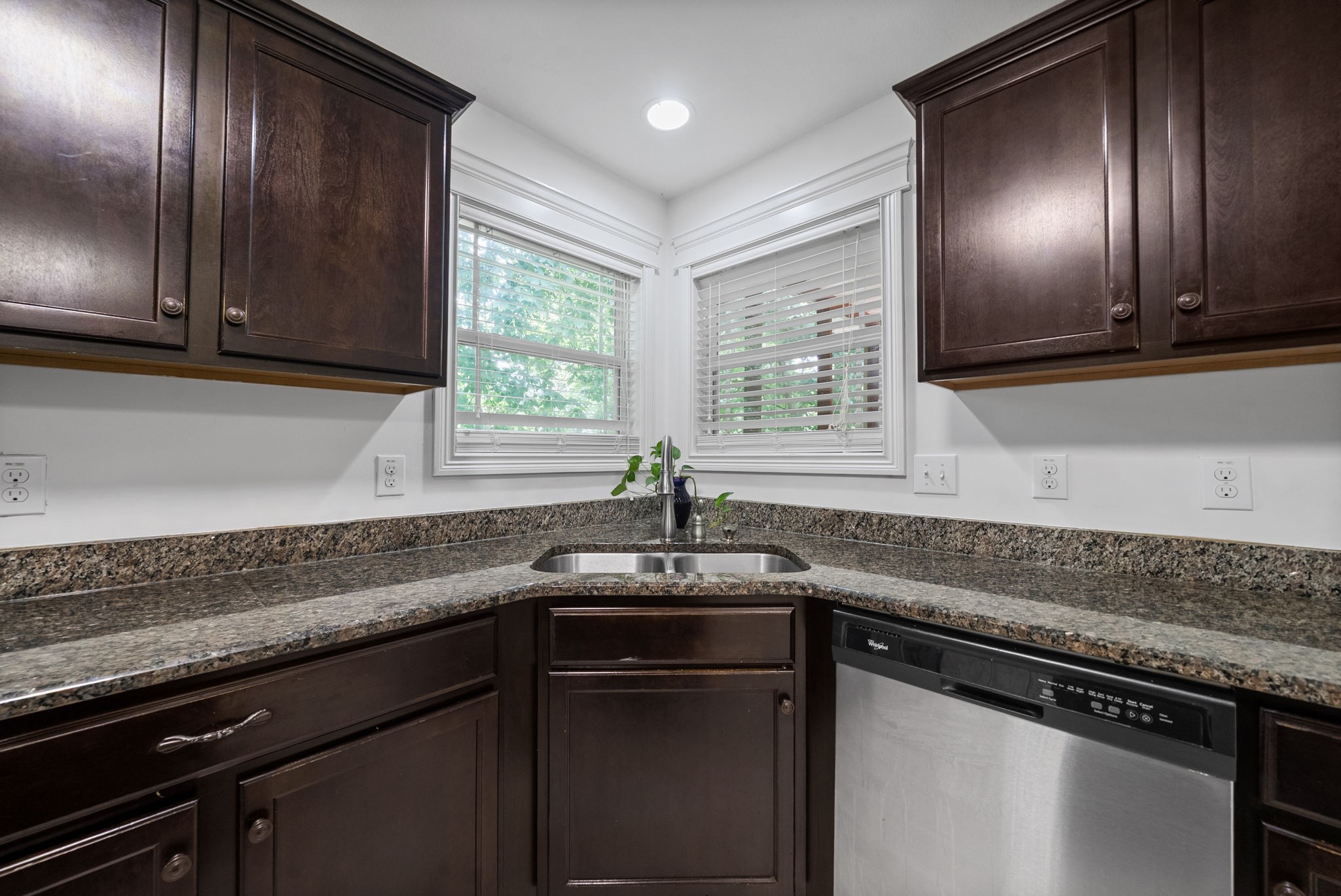 538 Current Road Clarksville, TN 37040 - Photo 17 of 41 Gallery Image 17