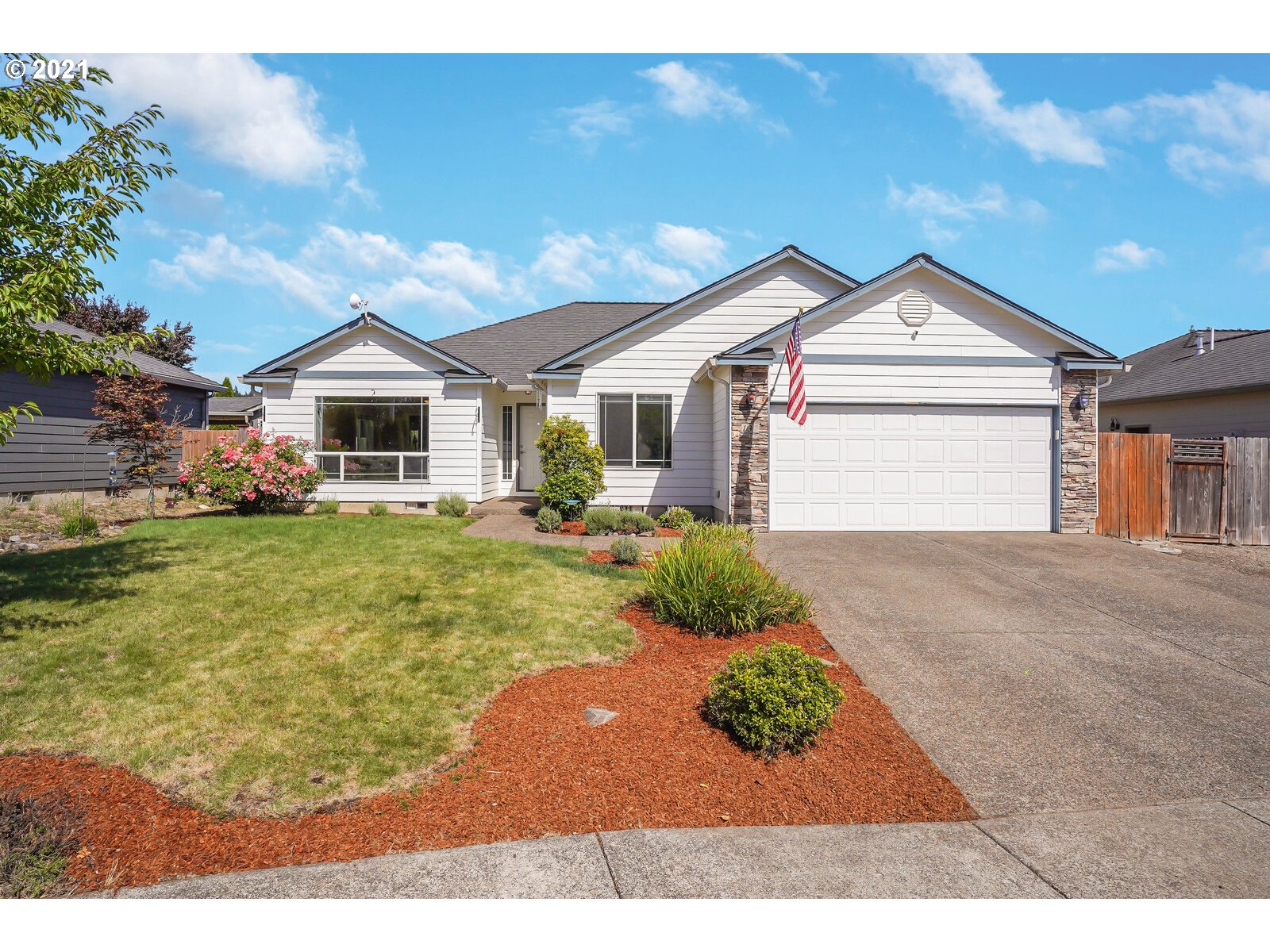 137 8th Street Jefferson, OR 97352 - Photo 3 of 32 Gallery Image 3