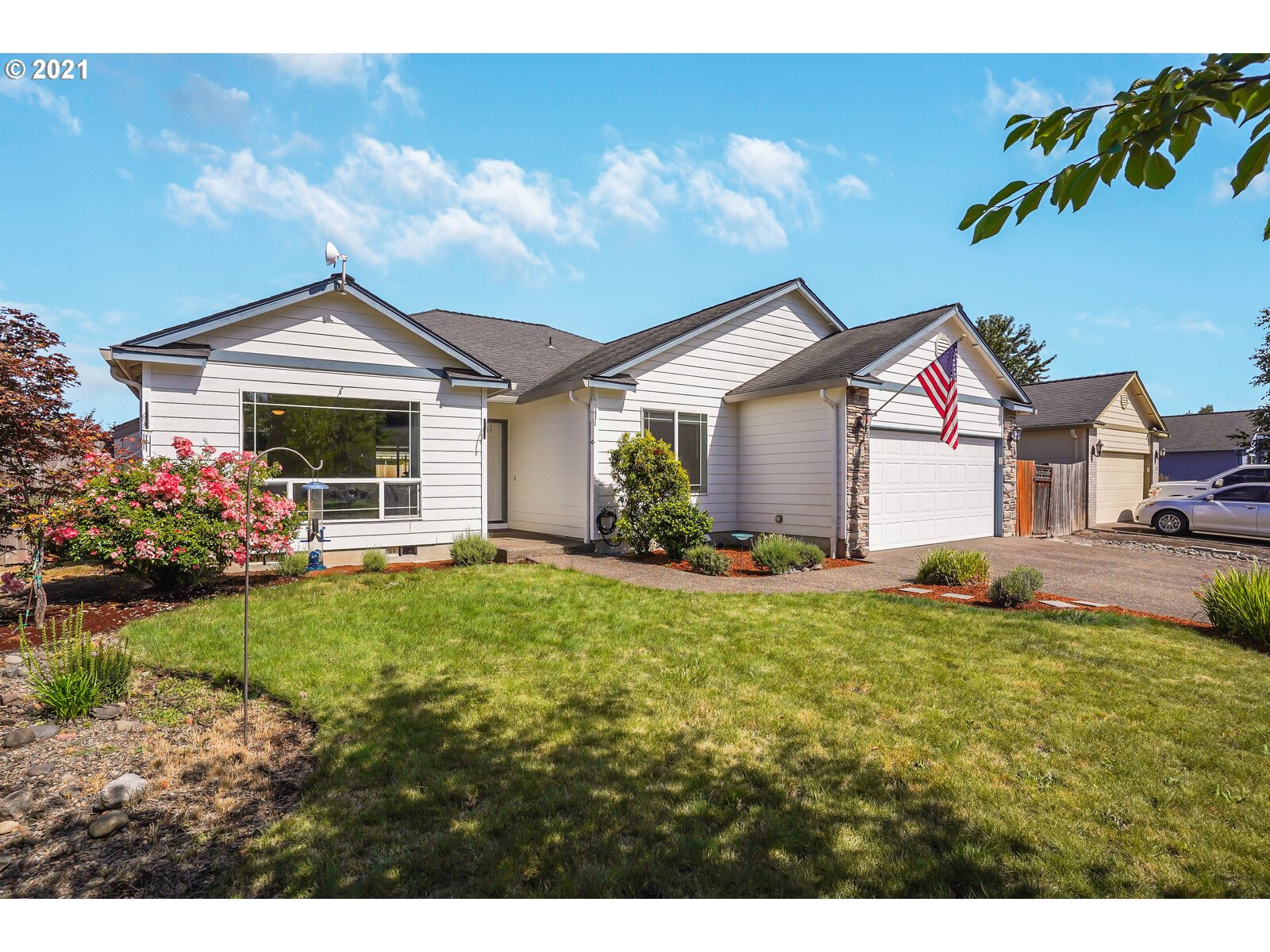 137 8th Street Jefferson, OR 97352 - Photo 4 of 32 Gallery Image 4