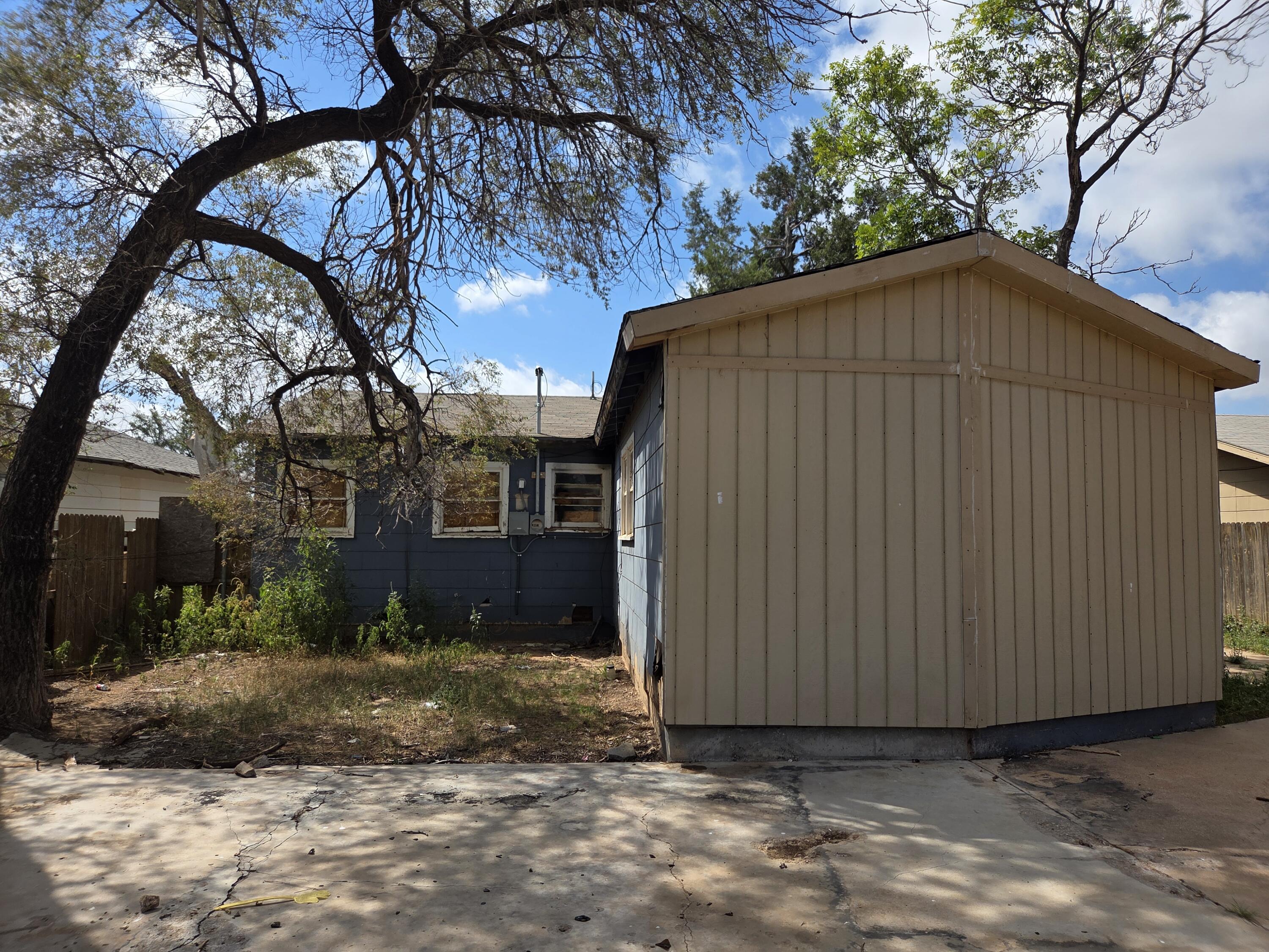 614 39th Street Lubbock, TX 79404 - Photo 10 of 11 20250829_120211 (1)