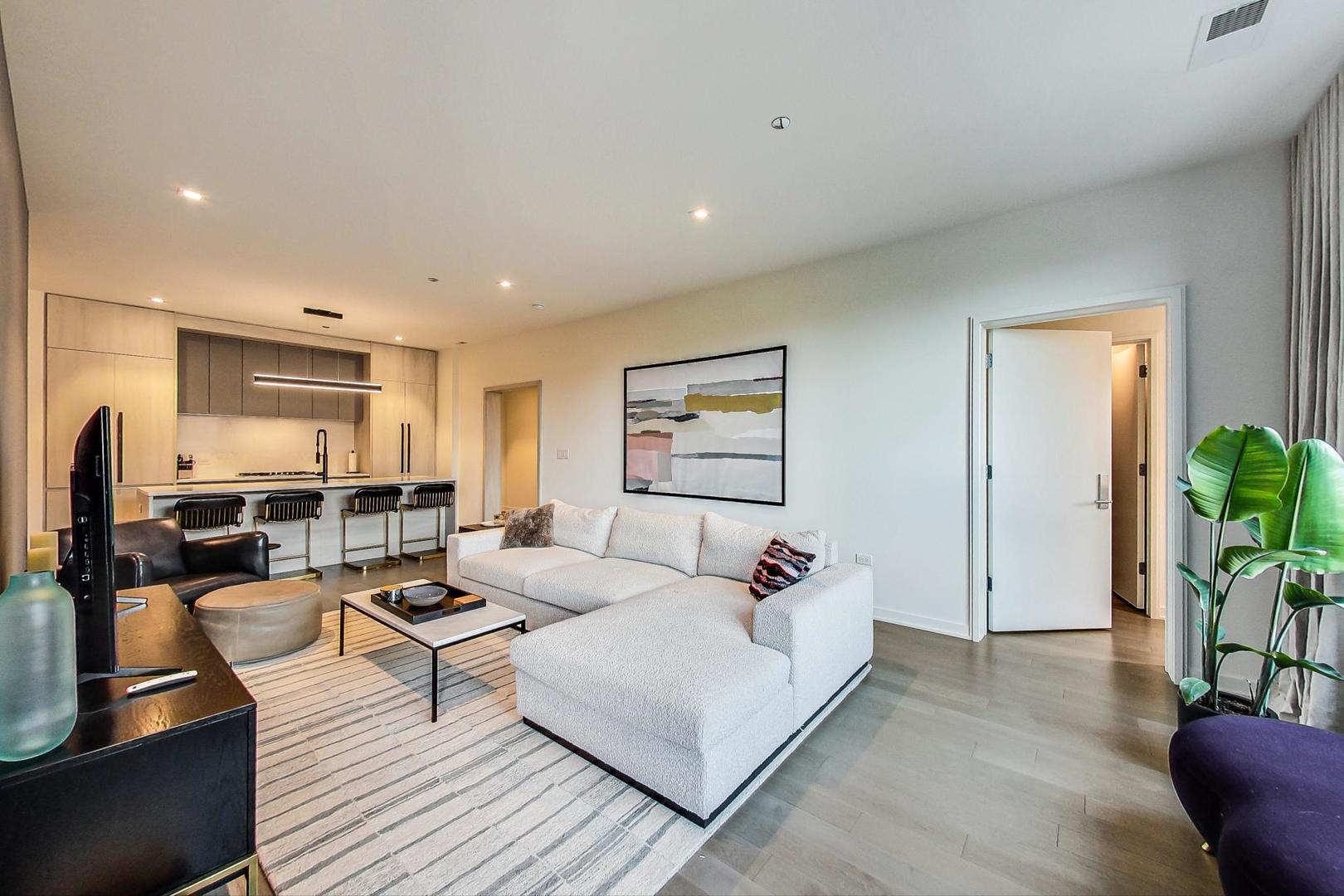 1400 West Monroe Street, Unit 4F Chicago, IL 60607 - Photo 11 of 29