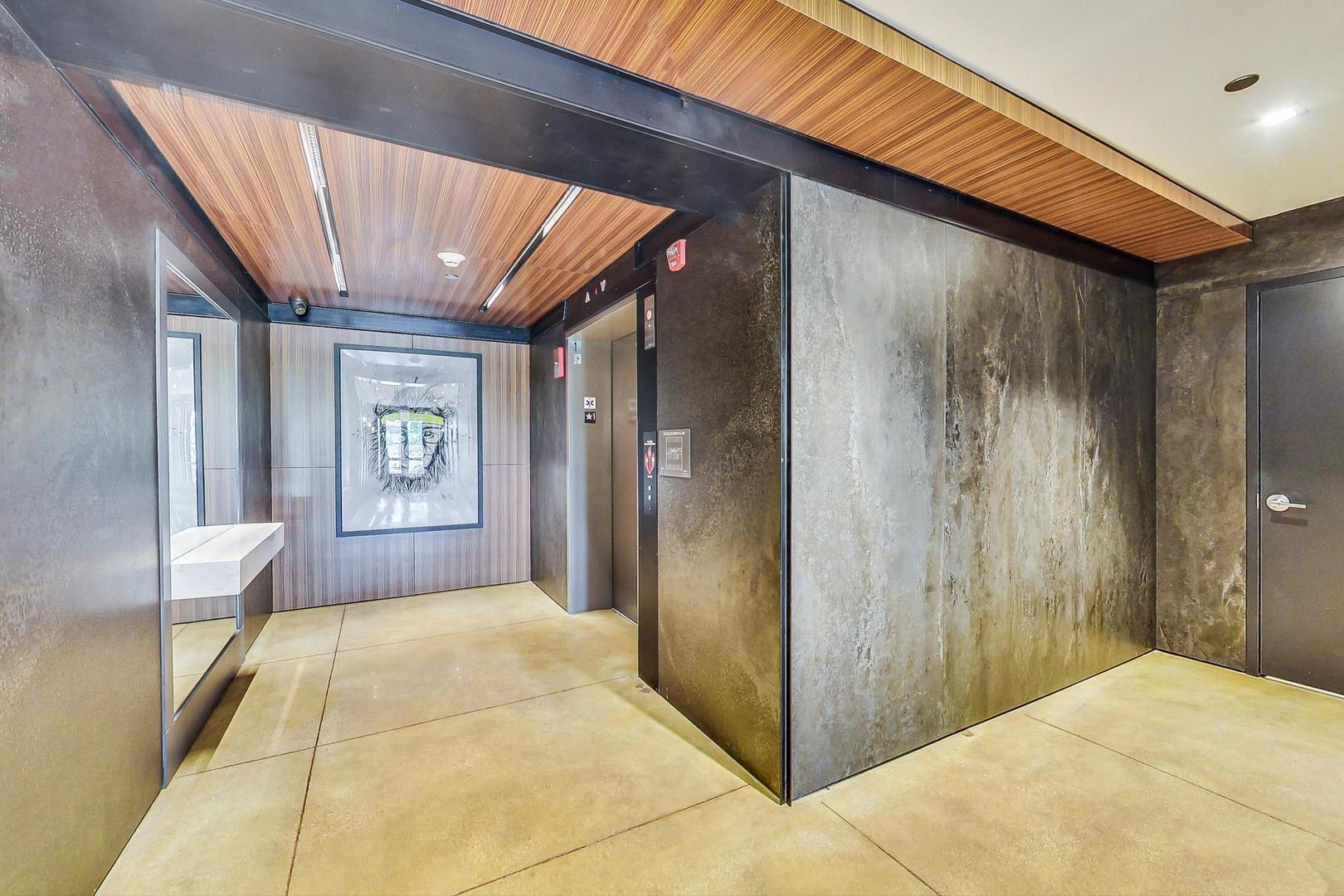 1400 West Monroe Street, Unit 4F Chicago, IL 60607 - Photo 4 of 29