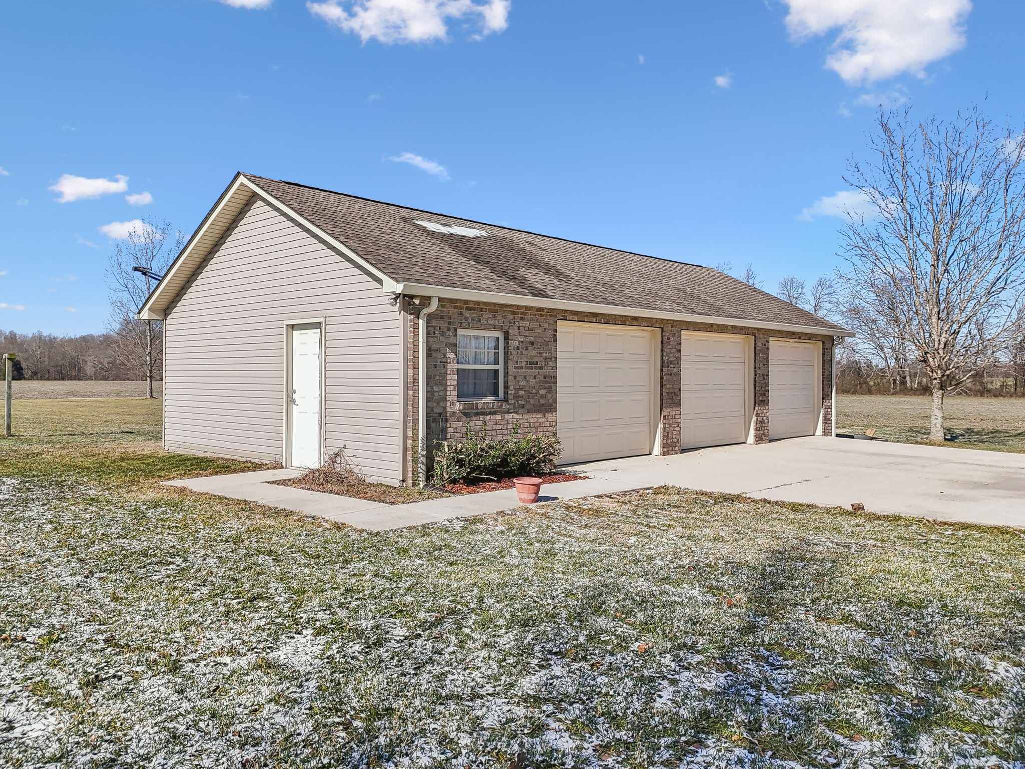 7621 Summitville Road Manchester, TN 37355 - Photo 9 of 86