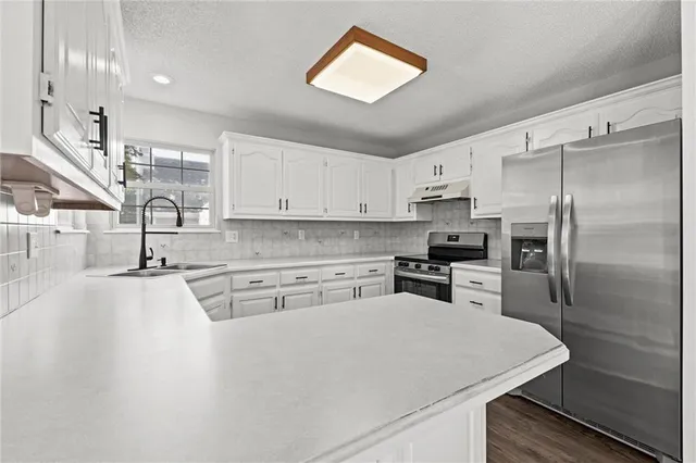 $344,900 | 2504 Northeast Dale Hunter Place, Lee's Summit, MO 64086