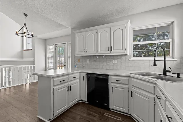 $344,900 | 2504 Northeast Dale Hunter Place, Lee's Summit, MO 64086