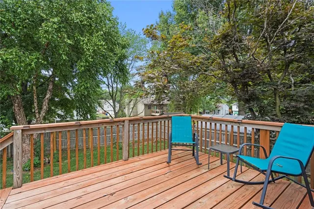 $344,900 | 2504 Northeast Dale Hunter Place, Lee's Summit, MO 64086