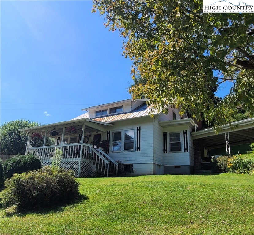 585 George's Gap Road Vilas, NC 28692 - Photo 4 of 50 Gallery Image 4