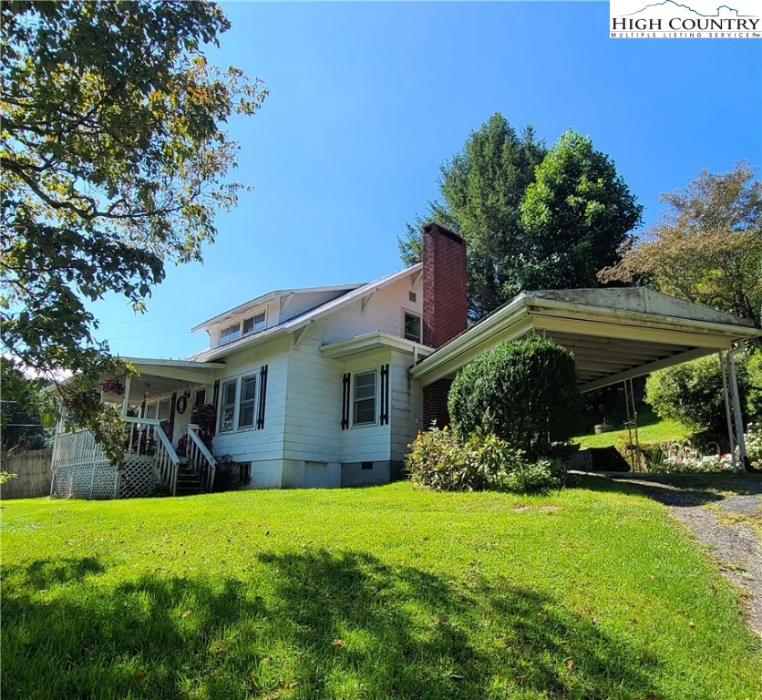 585 George's Gap Road Vilas, NC 28692 - Photo 5 of 50 Gallery Image 5