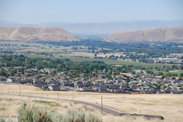 $69,900 | Nka Vista Verde Drive, Yakima, WA 98901
