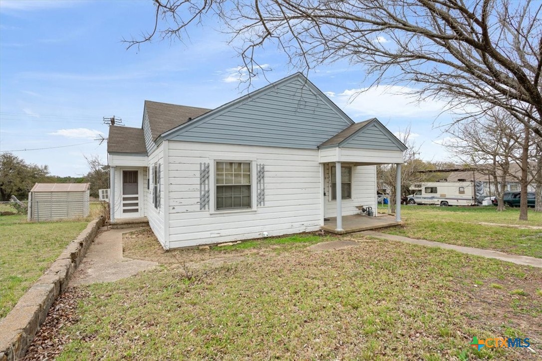 1118 West Main Street Gatesville, TX 76528 - Photo 2 of 32