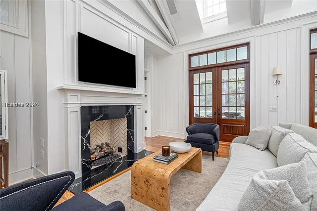 $4,495,000 | 130 August Lane, Bluffton, SC 29910