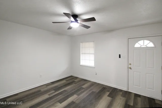 $1,900 | 319 Eastwood Avenue, Ridgeland, MS 39157