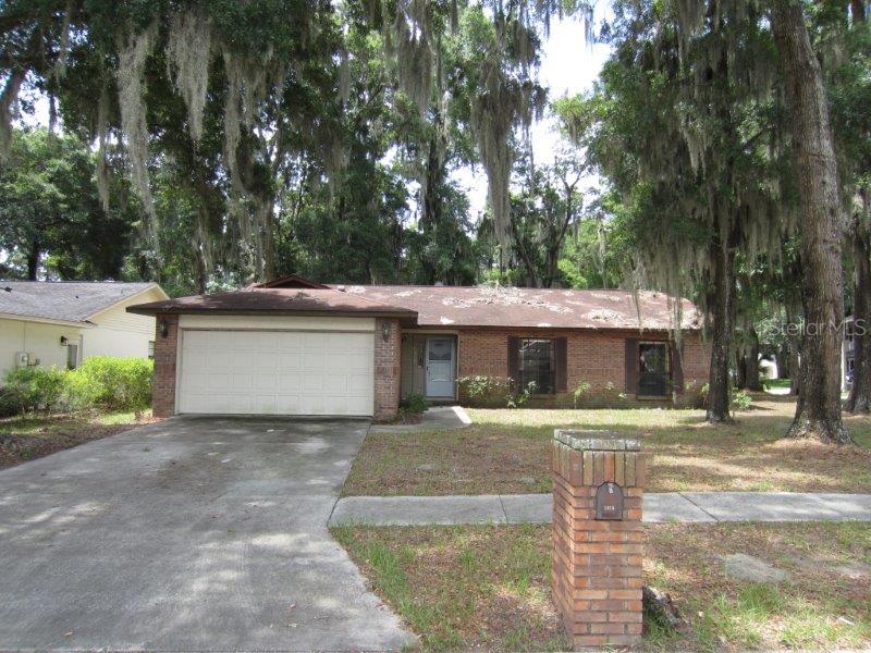 1015 Mallow Way Brandon, FL 33510 - Photo 1 of 1 Front