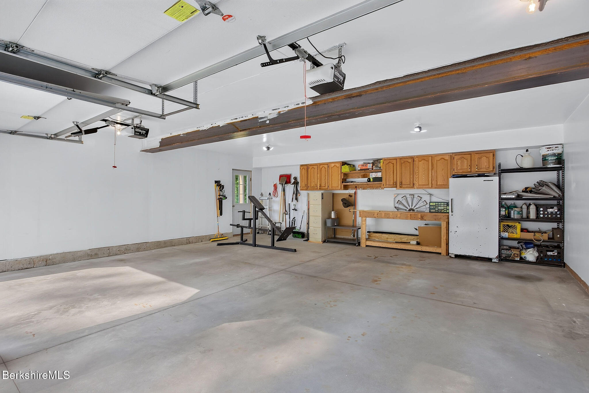 235 McNerney Road Becket, MA 01223 - Photo 37 of 43 0050-garage