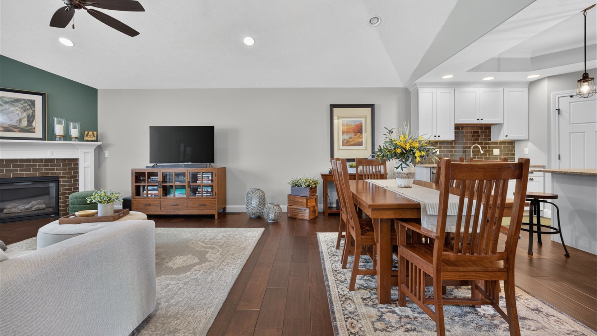 2416 Shepard Road Normal, IL 61761 - Photo 8 of 46 Gallery Image 8