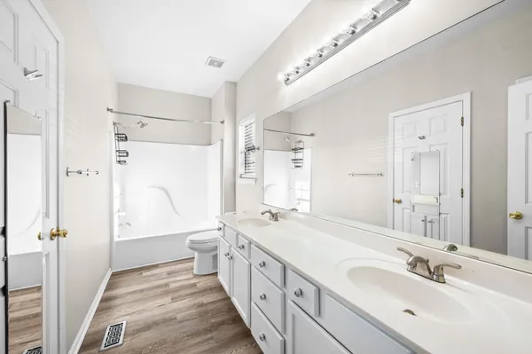 $439,900 | 900 Dove Ridge Circle, Nashville, TN 37221