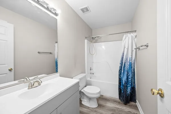 $439,900 | 900 Dove Ridge Circle, Nashville, TN 37221