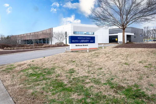 $439,900 | 900 Dove Ridge Circle, Nashville, TN 37221