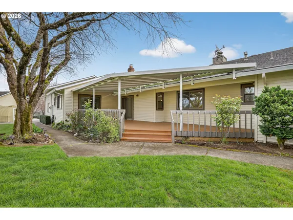 $989,000 | 14067 Southeast Eklund Avenue, Boring, OR 97009