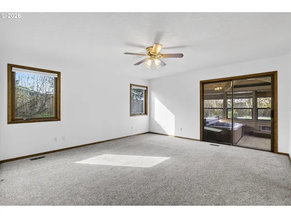$989,000 | 14067 Southeast Eklund Avenue, Boring, OR 97009